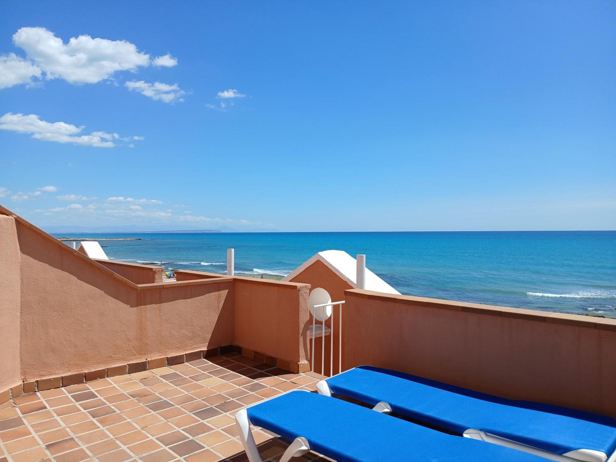 Lloyds Beach Club Торрев'єха Екстер'єр фото